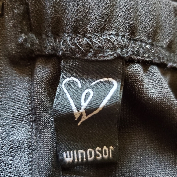 Windsor Woman's Size S Black Strapless Jumpsuit. - Picture 6 of 10